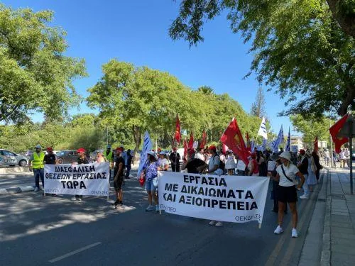 Σε έκτακτη ΓΣ οι εκπαιδευτικοί ορισμένου-αορίστου χρόνου μετά τη συνάντηση με ΥΠΑΝ