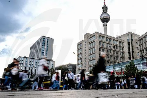 Αύξηση 1,5% στην παραγωγή υπηρεσιών σε ΕΕ και ευρωζώνη τον Ιούλιο, σύμφωνα με Eurostat