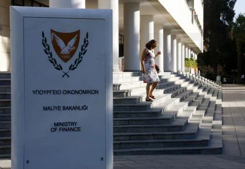 Στα €1,59 δισ. το δημοσιονομικό πλεόνασμα στο οκτάμηνο, στο 4,1% του ΑΕΠ