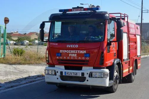Άτομο που εγκλωβίστηκε σε φαράγγι στο Πολιτικό διασώθηκε από την Πυροσβεστική