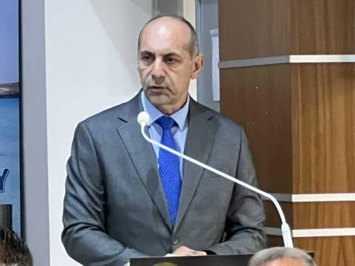 Στην Ελλάδα για επαφές ο Επίτροπος Προεδρίας