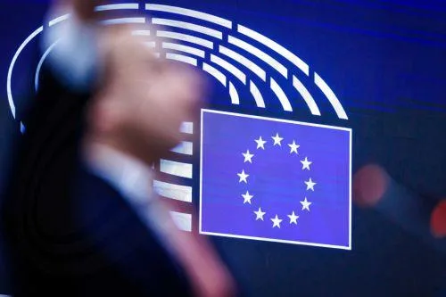 Έρευνα Ευρωπαϊκής Εισαγγελίας για συμβάσεις συμβούλων ΕΛΚ μετά από αναφορά OLAF, σύμφωνα με δημοσίευμα