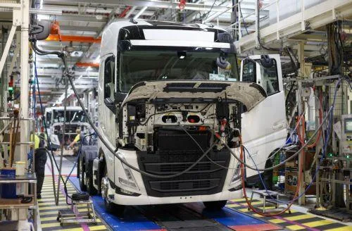 Περικόπτει 2.500 θέσεις εργασίας παγκοσμίως η Volvo Cars