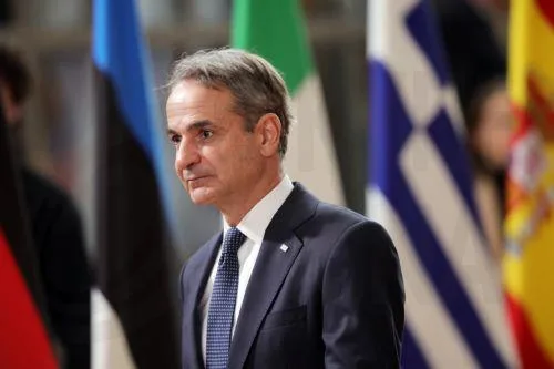 Στις αναθεωρητικές διεκδικήσεις απαντάμε με ισχυρές συμμαχίες λέει ο Μητσοτάκης για ΑΟΖ