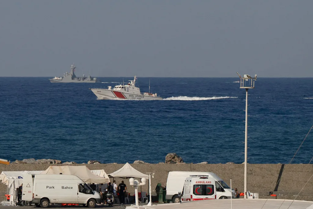 Ναυάγιο Κερύνειας: Εξακολουθούν να αγνοούνται 9 επιβάτες - Στους 19 οι νεκροί