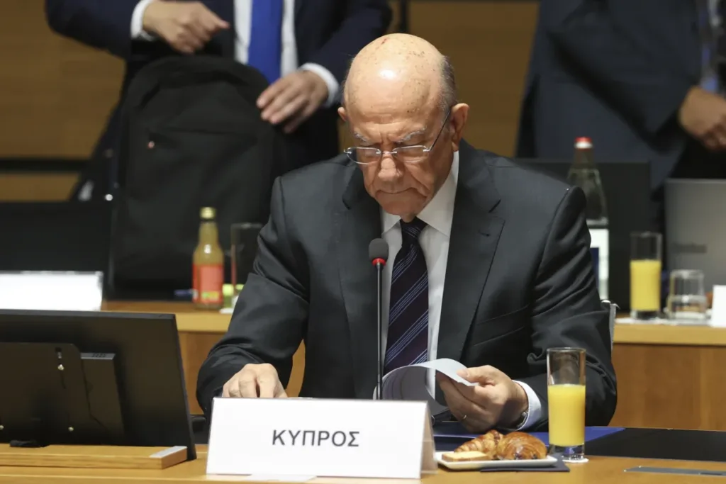 Έντιμο συμβιβασμό χαρακτήρισε τη συμφωνία στο ECOFIN ο Υπουργός Οικονομικών