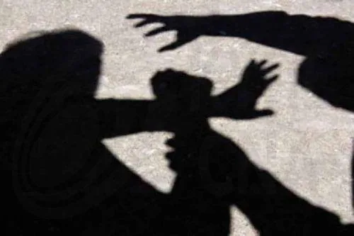 Χειροπέδες σε 7 άτομα για τον άγριο ξυλοδαρμό ανηλίκου