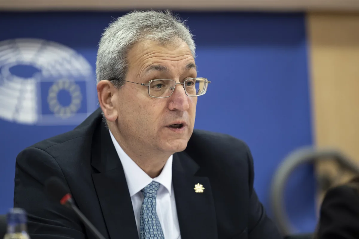 Δίδεται σήμερα στους κοινωνικούς εταίρους το νομοσχέδιο για την συνταξιοδοτική μεταρρύθμιση